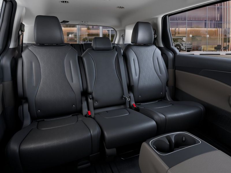 New 2027 Kia Carnival MPV Van