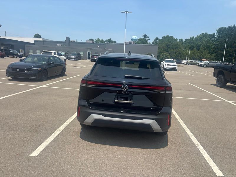 New 2026 Volkswagen Tiguan SUV