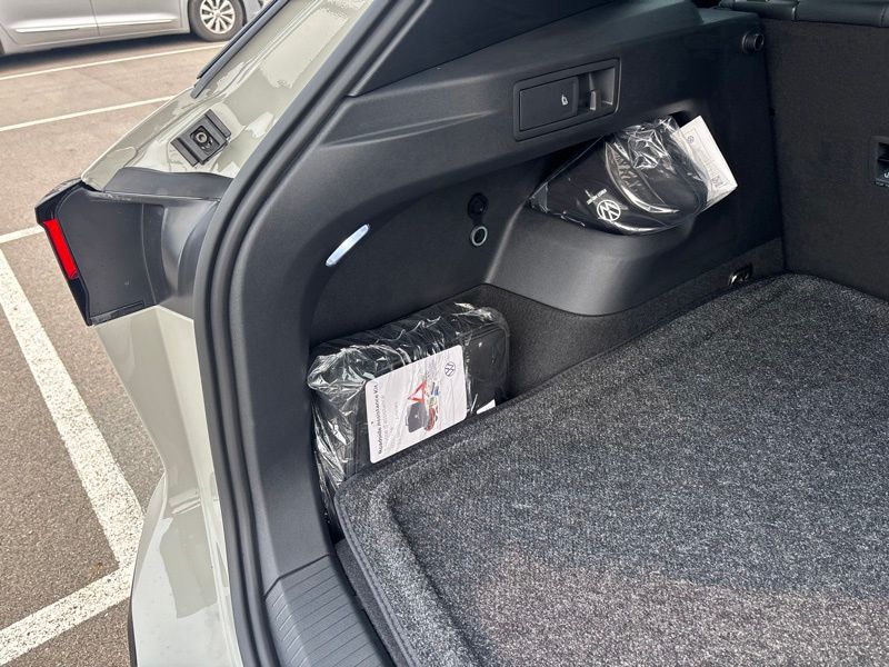 New 2026 Volkswagen Tiguan SUV