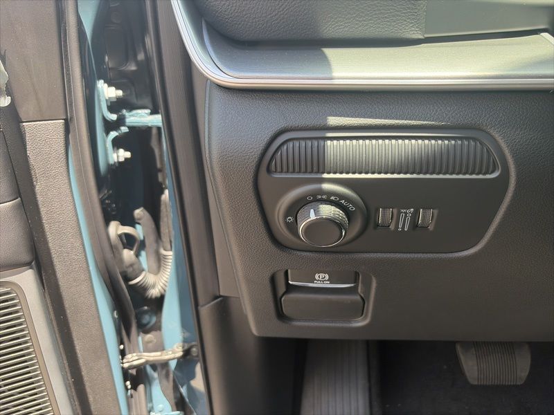 New 2026 Jeep Grand Wagoneer SUV
