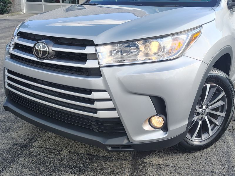 Used 2017 Toyota Highlander SUV