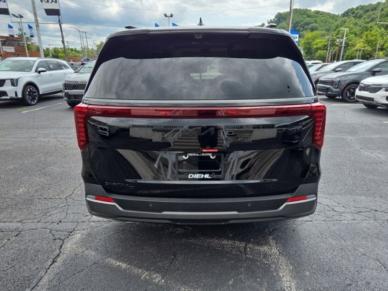 New 2027 Kia Carnival MPV Van