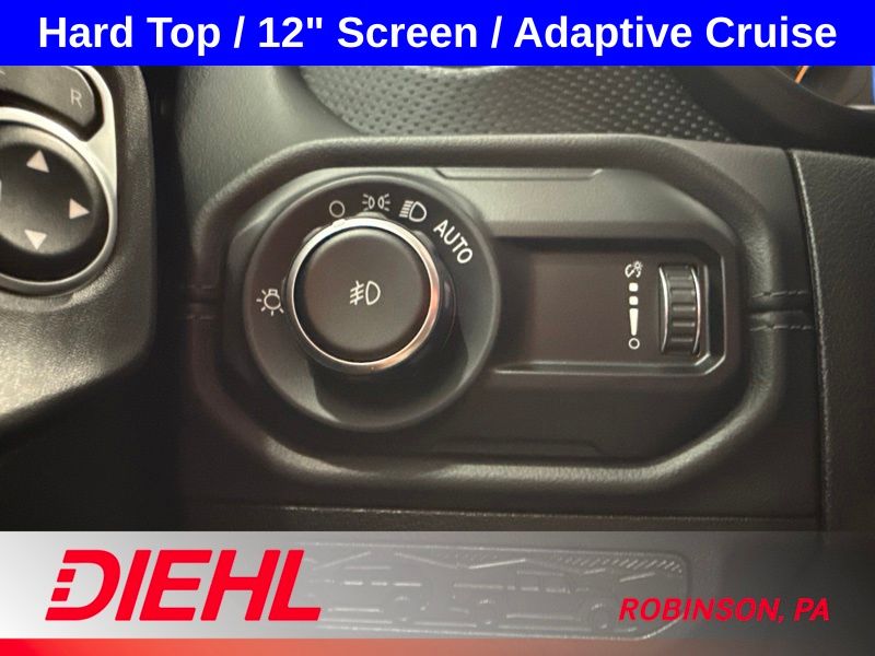 Used 2025 Jeep Wrangler SUV