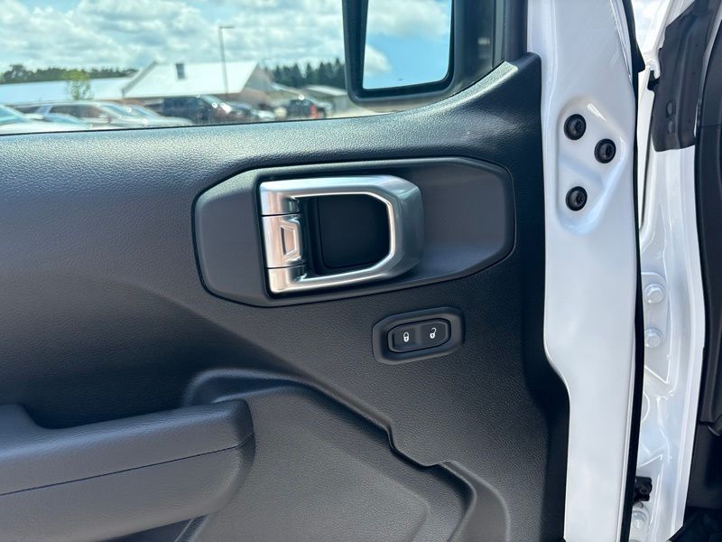 New 2026 Jeep Wrangler SUV