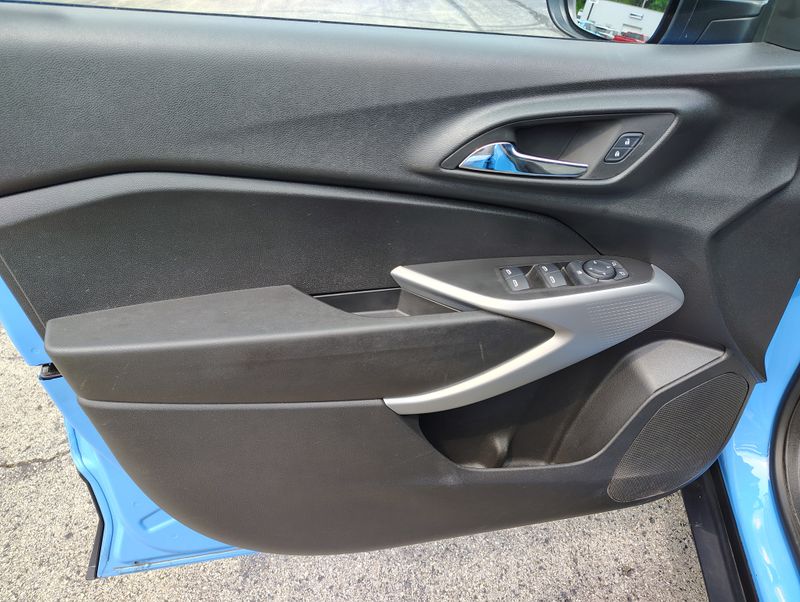 Used 2024 Chevrolet Trax SUV