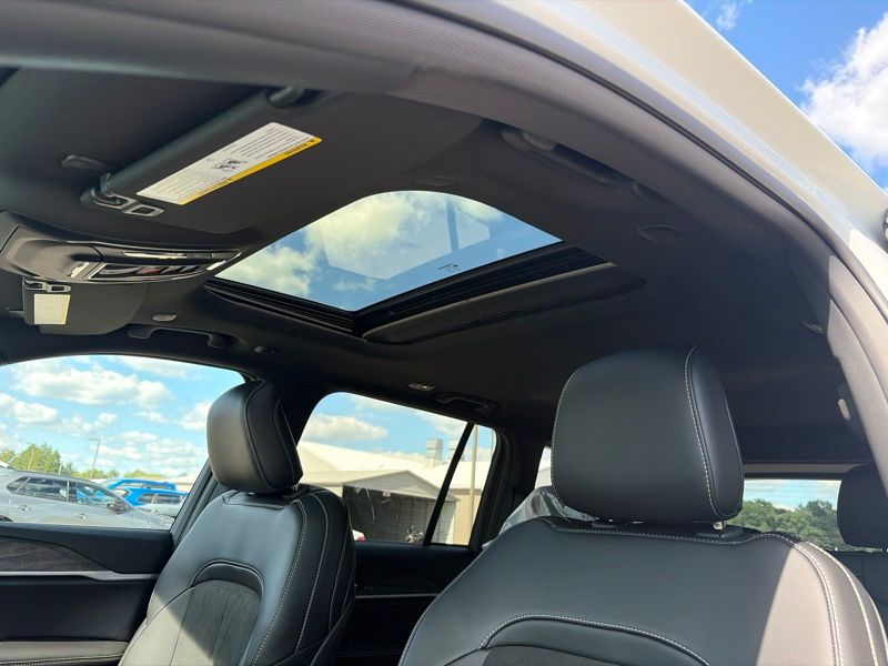 New 2026 Jeep Grand Cherokee SUV