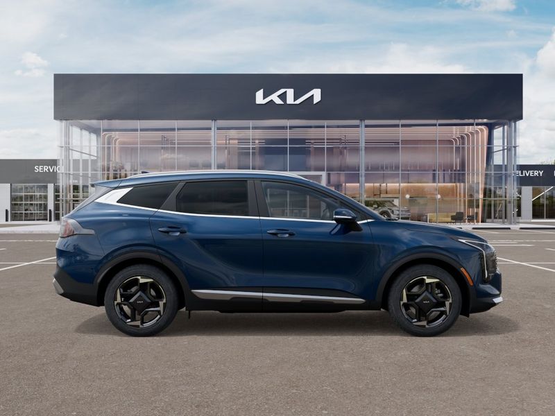 New 2027 Kia Sportage Hybrid SUV