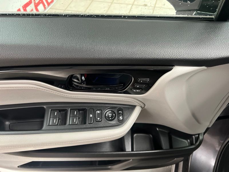 Used 2023 Honda Odyssey Van