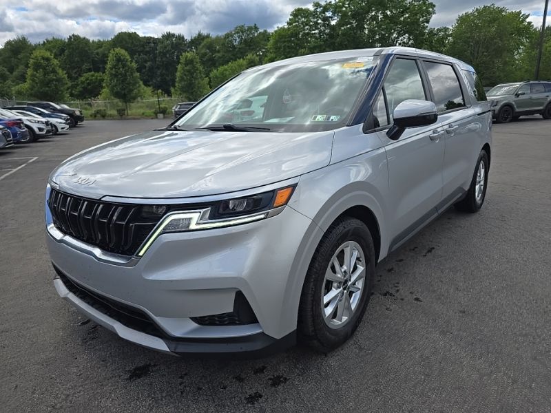 Used 2022 Kia Carnival Van