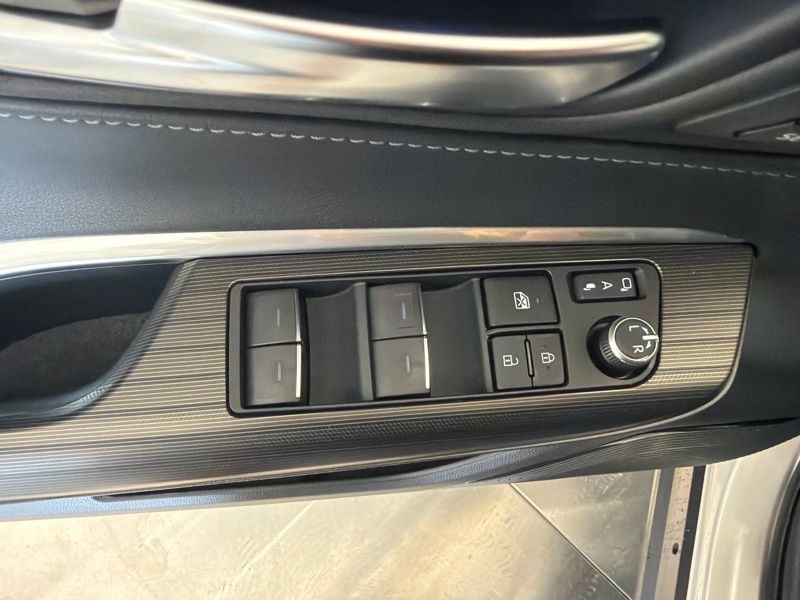 Used 2023 Toyota Venza SUV