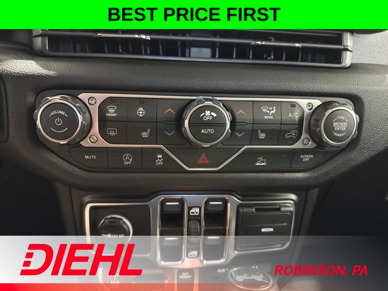 New 2026 Jeep Wrangler SUV