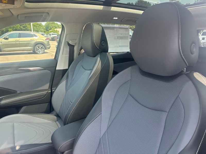 New 2026 Volkswagen Tiguan SUV