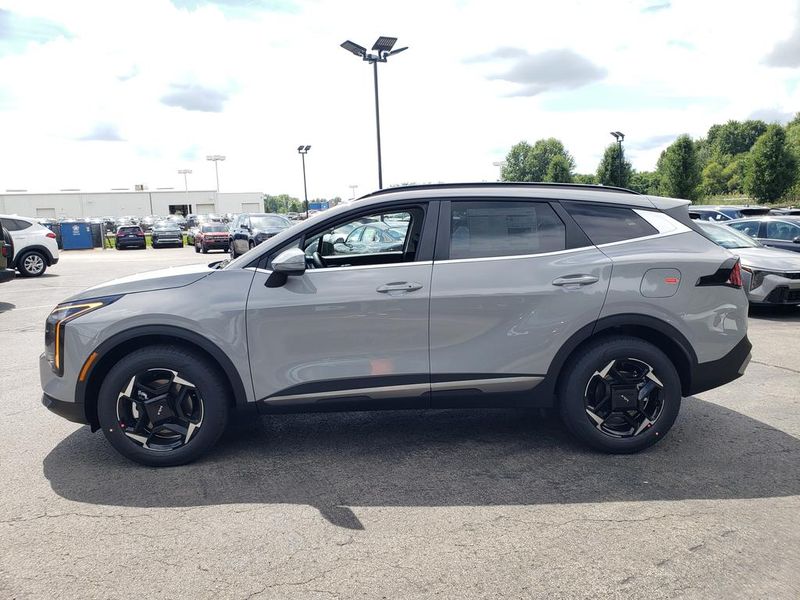New 2027 Kia Sportage Hybrid SUV