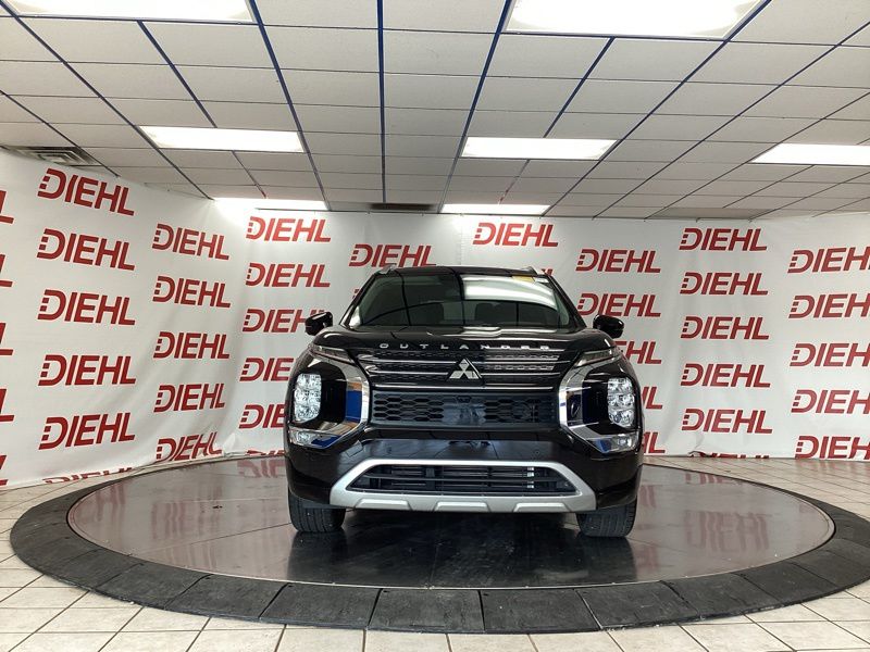 Used 2024 Mitsubishi Outlander SUV