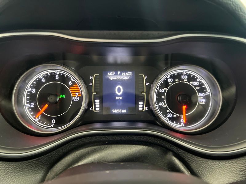 Used 2019 Jeep Cherokee SUV