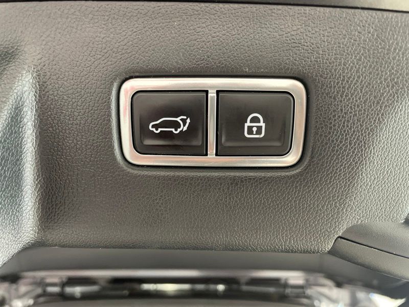 Used 2023 Kia Sorento Hybrid SUV