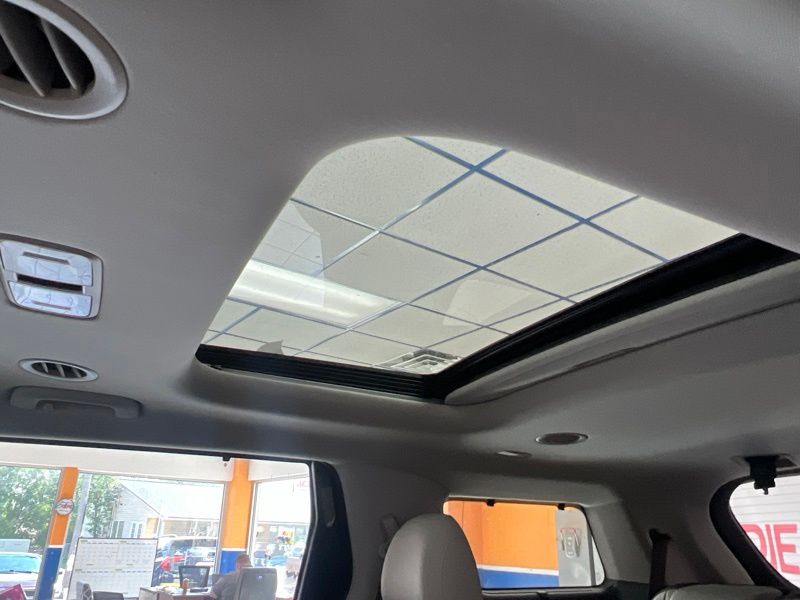 New 2026 Kia Carnival MPV Van