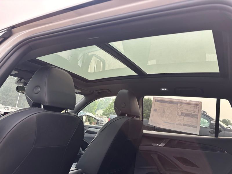 New 2026 Volkswagen Tiguan SUV