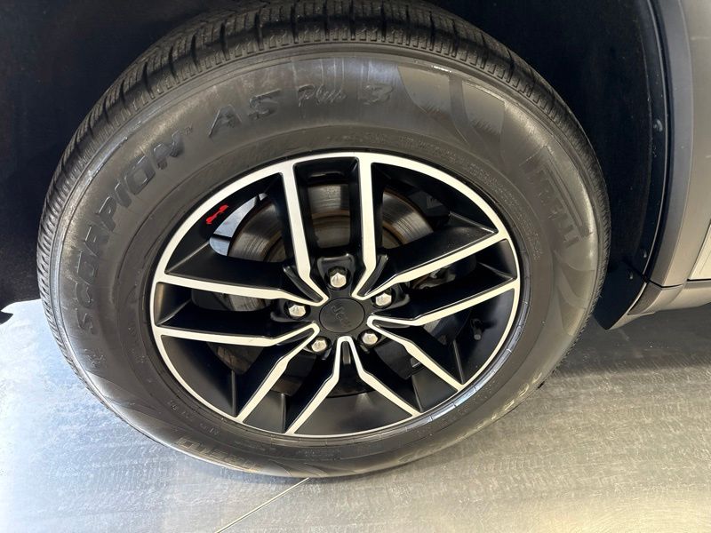 Used 2020 Jeep Grand Cherokee SUV