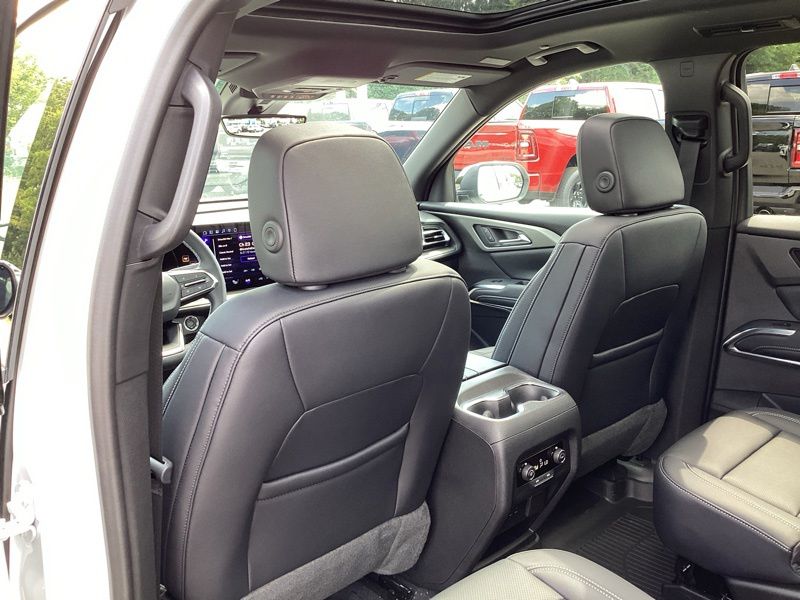 New 2027 Chevrolet Traverse SUV