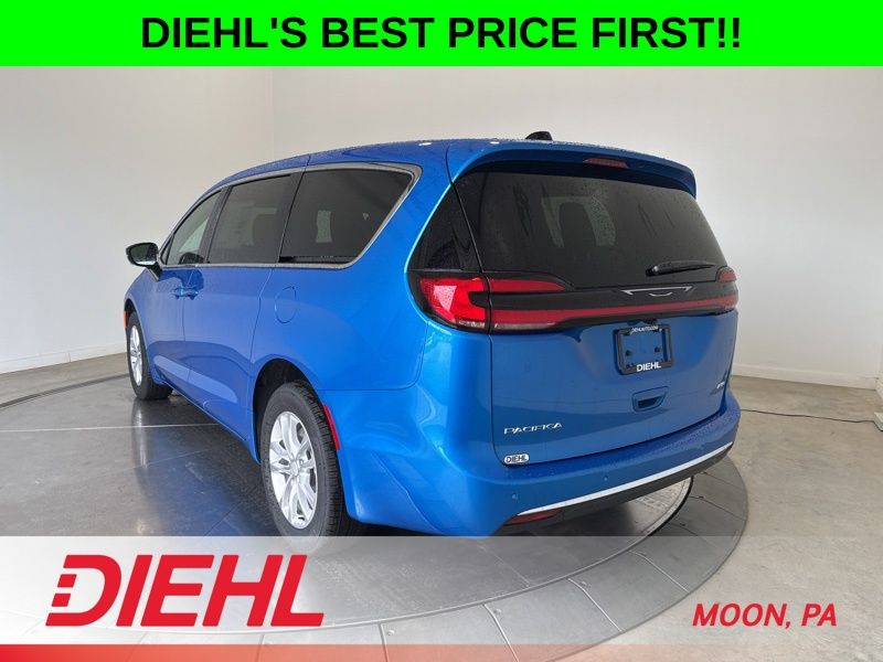 New 2027 Chrysler Pacifica Van
