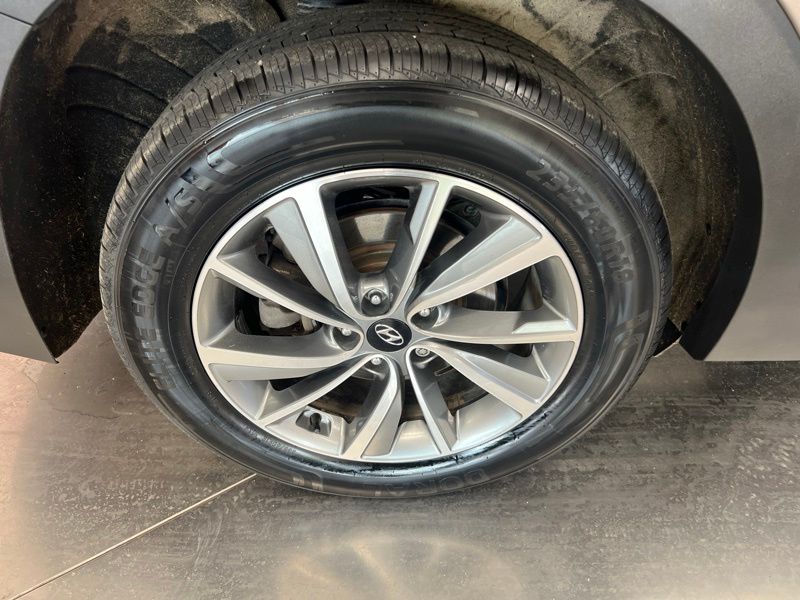 2019 Hyundai Santa Fe Limited - Photo 10
