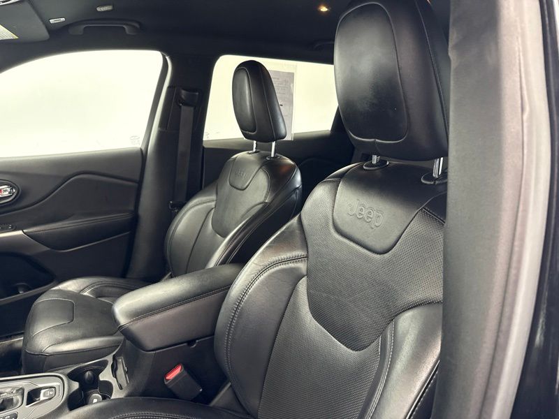 Used 2019 Jeep Cherokee SUV