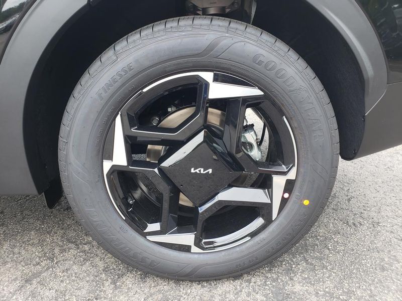 New 2027 Kia Sportage Hybrid SUV
