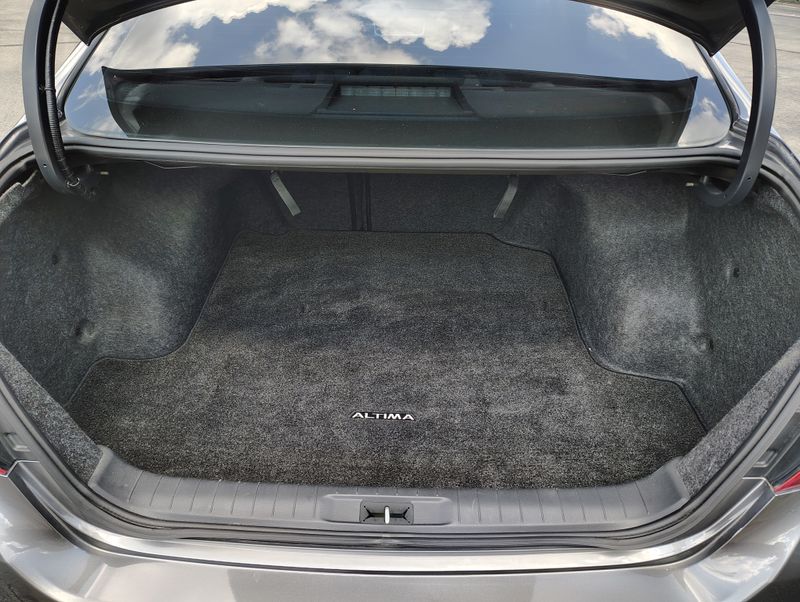 Used 2018 Nissan Altima Sedan