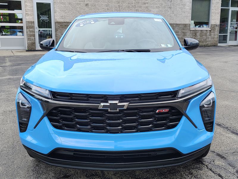 Used 2024 Chevrolet Trax SUV