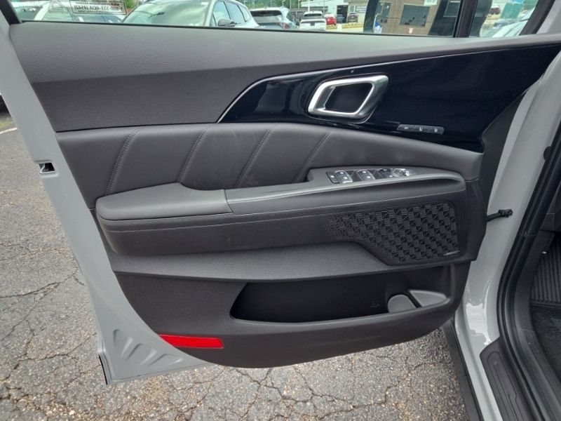 New 2027 Kia Carnival MPV Van