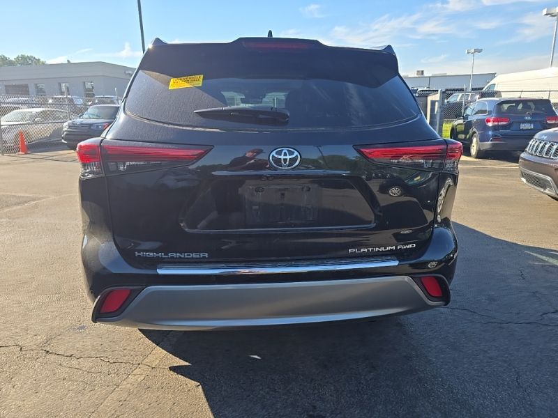 Used 2022 Toyota Highlander SUV