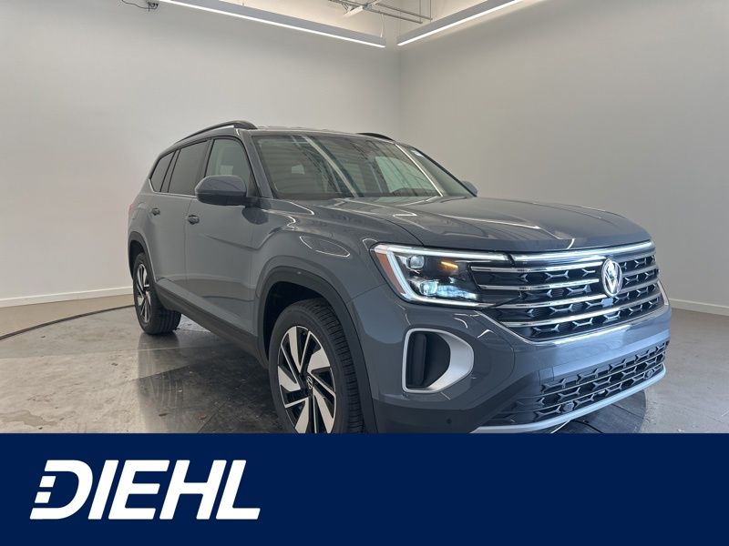 Pure Gray 2026 Volkswagen Atlas SE 4Motion with Technology SUV / Crossover All-Wheel Drive 8-Speed Automatic