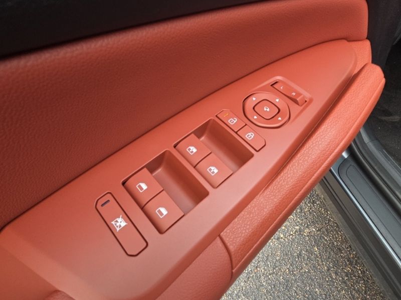 New 2026 Kia Sportage Hybrid SUV