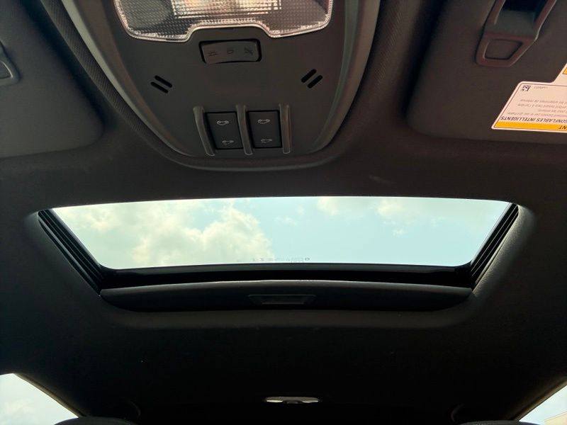 Used 2025 Chevrolet Trax SUV
