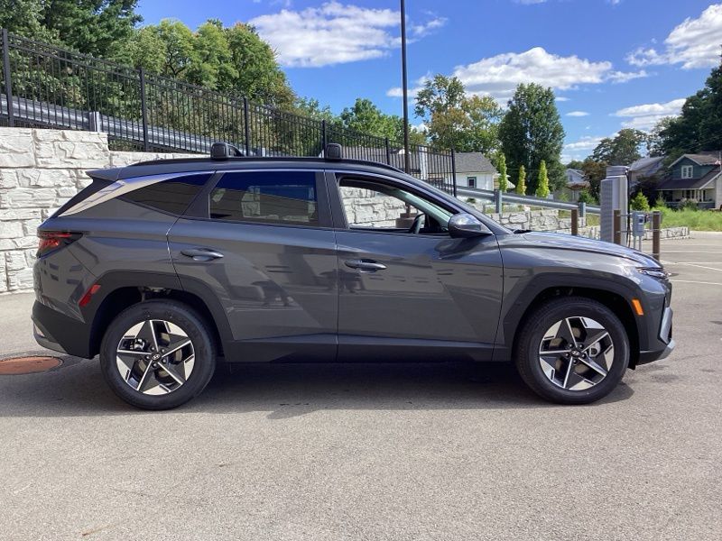 New 2026 Hyundai Tucson Hybrid SUV