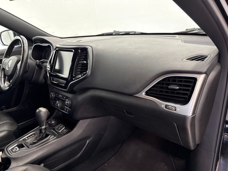 Used 2019 Jeep Cherokee SUV
