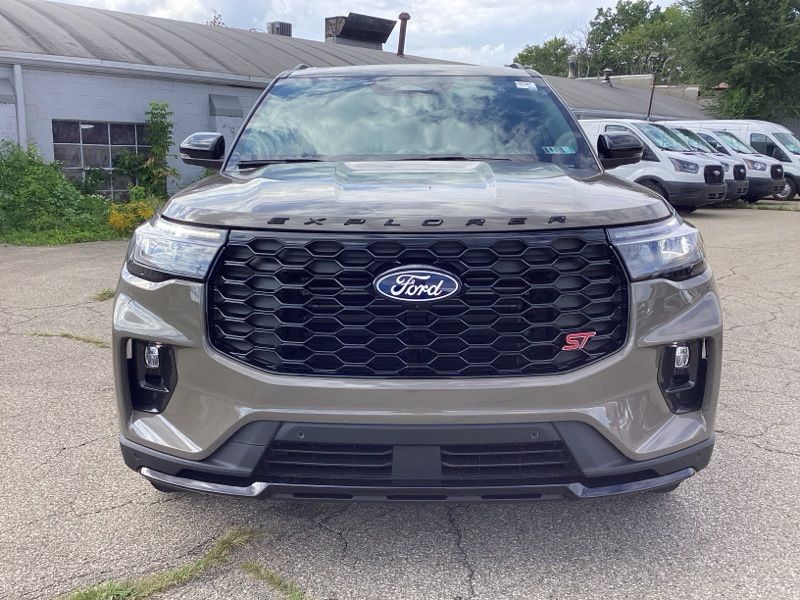 New 2027 Ford Explorer SUV