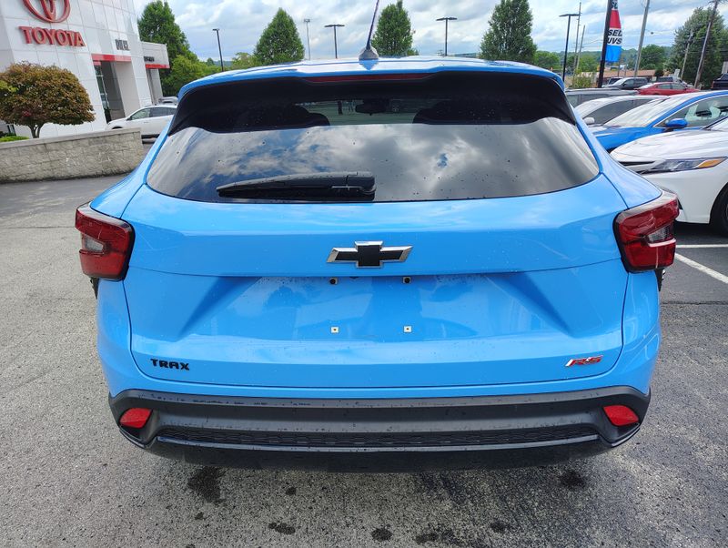 Used 2024 Chevrolet Trax SUV
