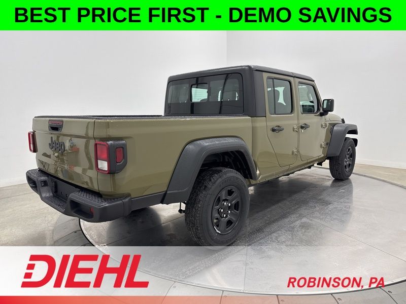 New 2026 Jeep Gladiator Truck