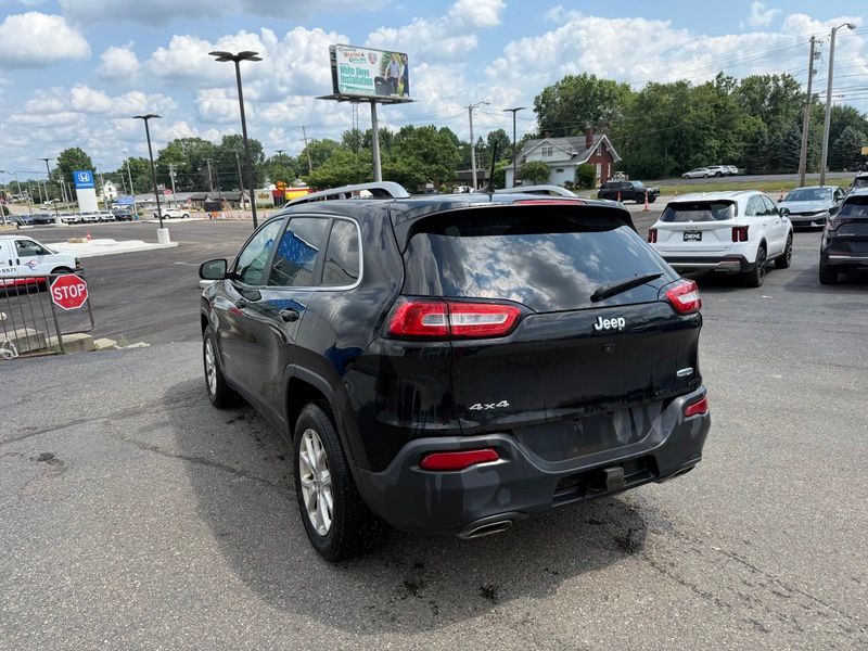 Used 2017 Jeep Cherokee SUV