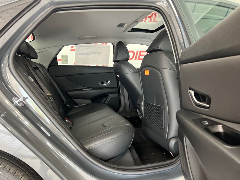 New 2026 Hyundai Elantra Sedan