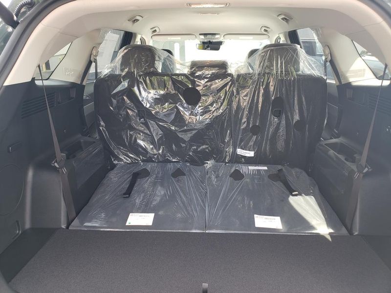 New 2026 Kia Sorento Hybrid SUV