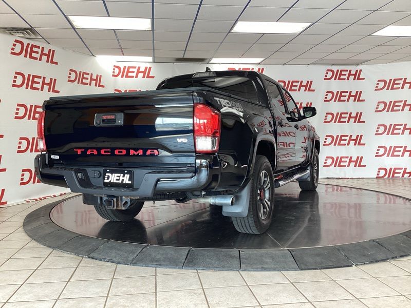 Used 2017 Toyota Tacoma Truck