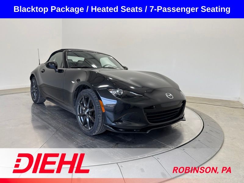 Jet Black Mica 2016 Mazda MX-5 Miata Convertible Rear-Wheel Drive 6-Speed Automatic