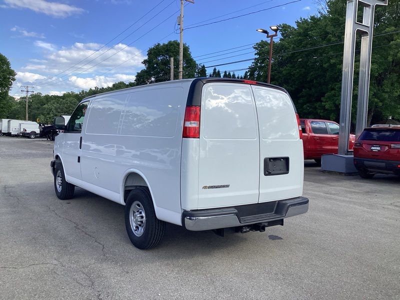 New 2026 Chevrolet Express 3500 Van
