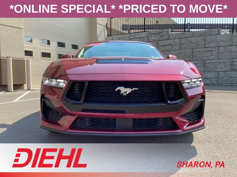 Used 2025 Ford Mustang Convertible
