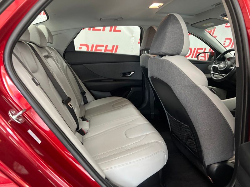 Used 2025 Hyundai Elantra Hybrid Sedan