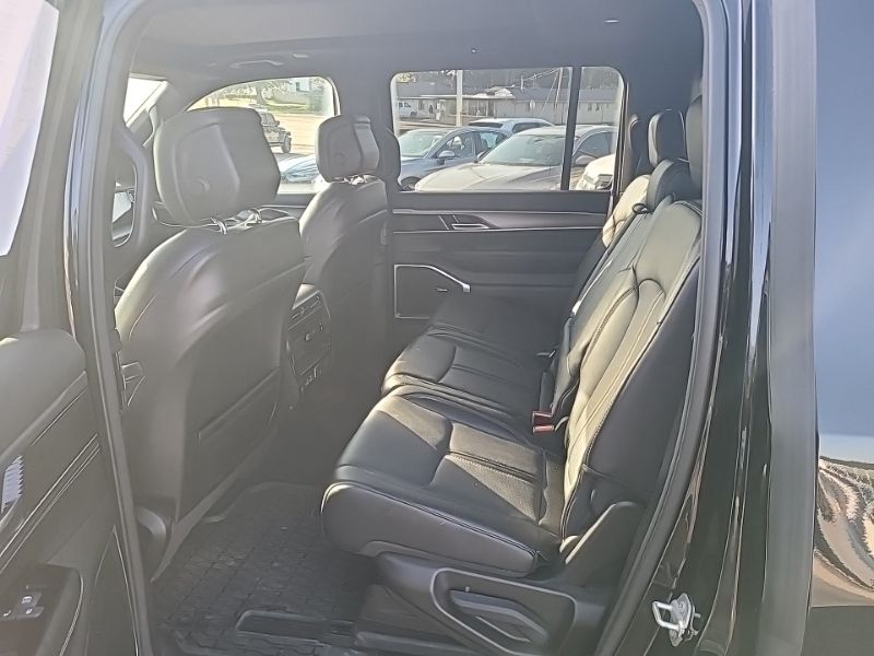 Used 2023 Jeep Wagoneer SUV
