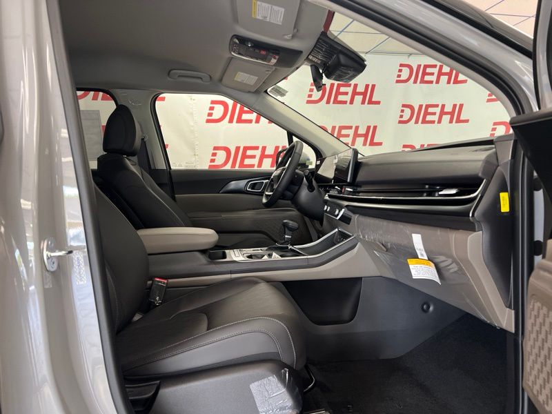 New 2027 Kia Carnival MPV Van